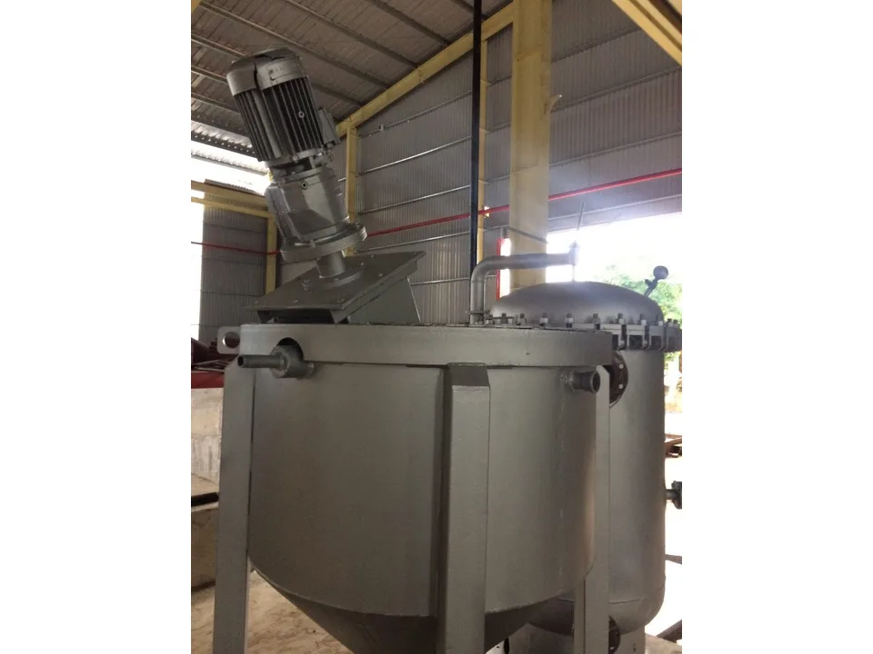 Lò nấu chì dạng bồn có nắp